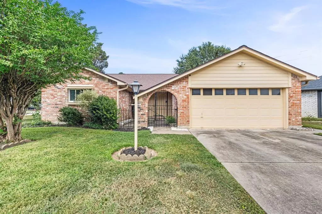 Houston, TX 77040,14610 Wind Forest CT