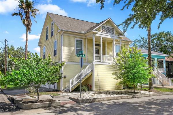 1228 Avenue K, Galveston, TX 77550