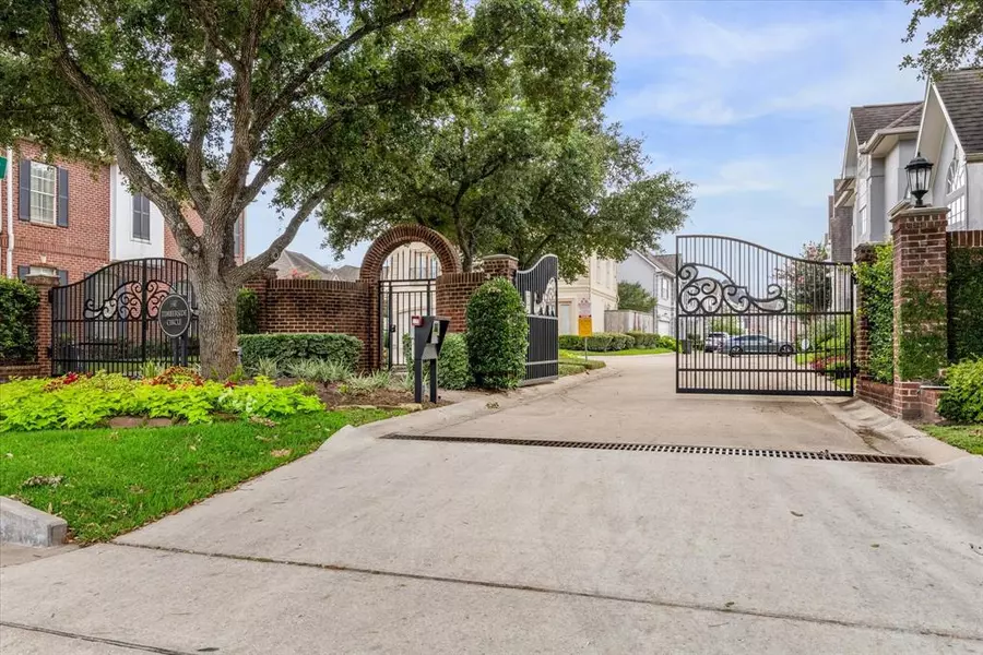 3656 Timberside Circle DR, Houston, TX 77025