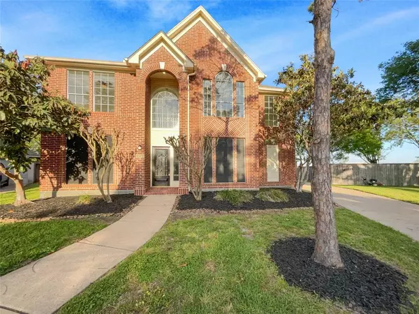 Sugar Land, TX 77479,827 Misty Ridge CT