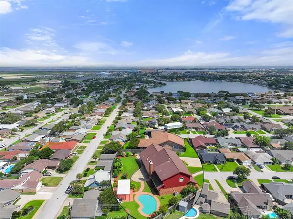 Galveston, TX 77551,7738 Chantilly CIR