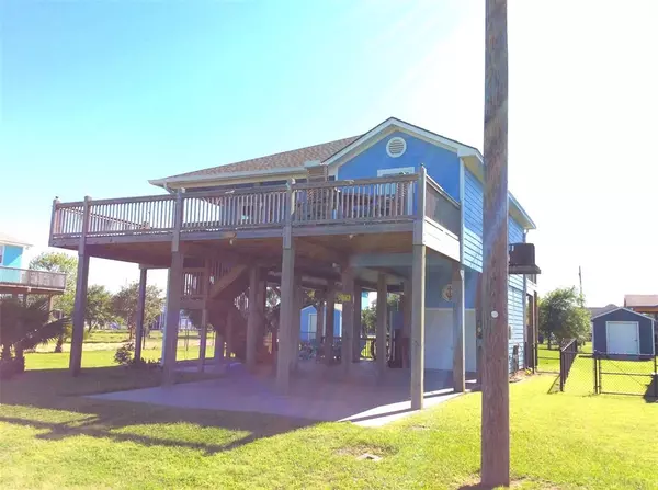 915 Sandollar, Crystal Beach, TX 77650