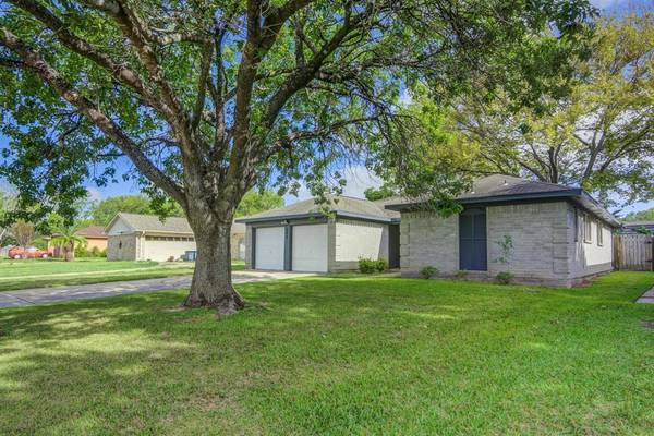 League City, TX 77573,306 Windward DR