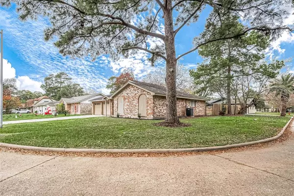 Houston, TX 77015,14531 Roundstone LN