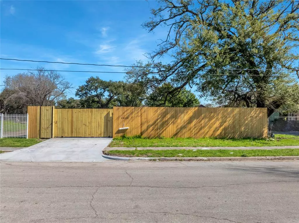 Houston, TX 77026,3822 Lavender ST