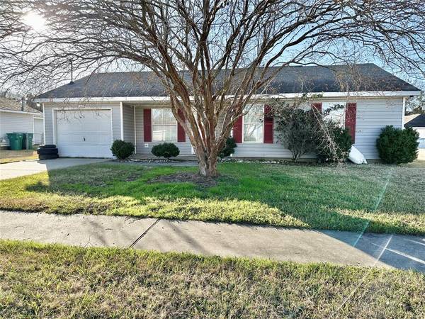 27 Carpenters Place DR, Orange, TX 77630