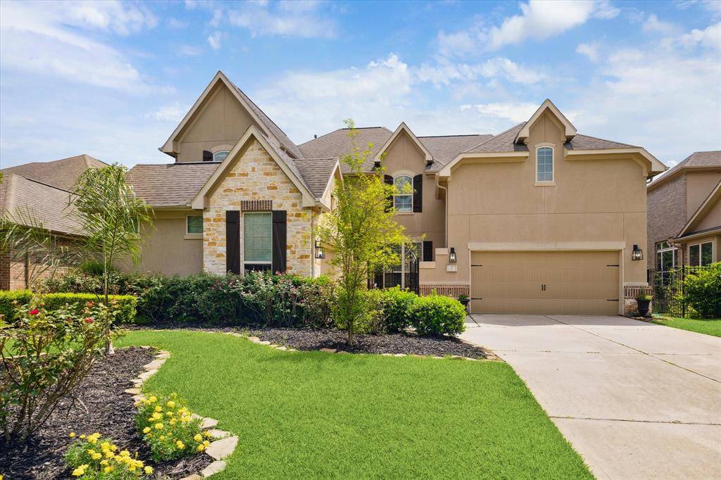 27 Tioga PL, Tomball, TX 77375