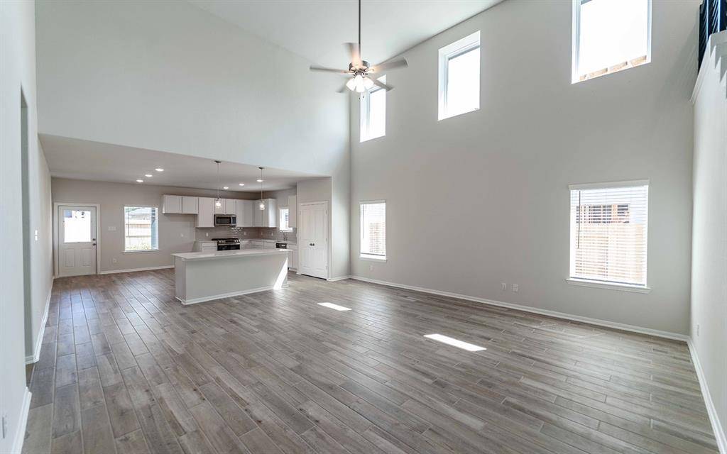 Crosby, TX 77532,511 French Lavender LN
