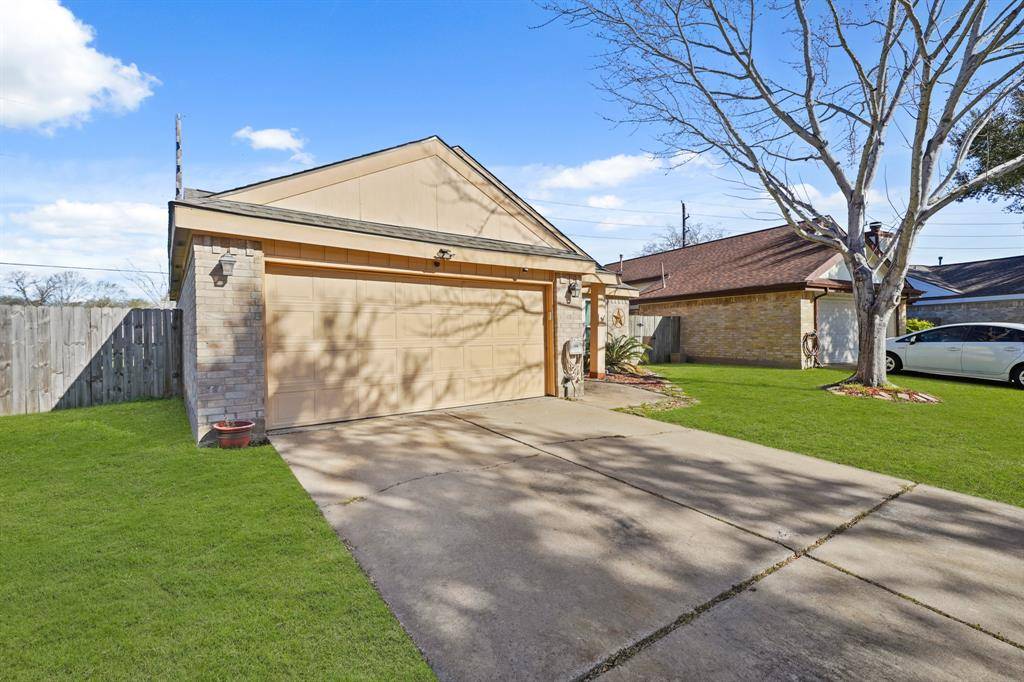 Sugar Land, TX 77478,2103 Highland Hills DR