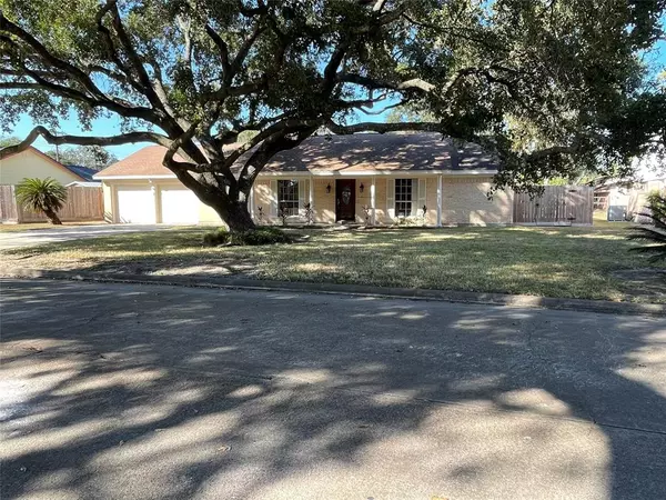 Alvin, TX 77511,805 Michael ST