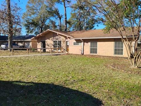 210 Red Oak ST, Livingston, TX 77351