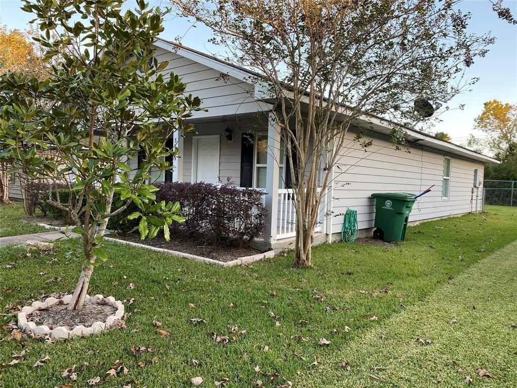 Houston, TX 77045,3323 Angel LN