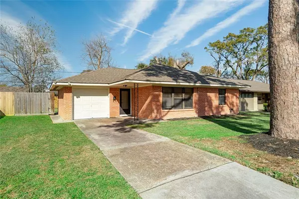 4410 Nina Lee LN, Houston, TX 77092