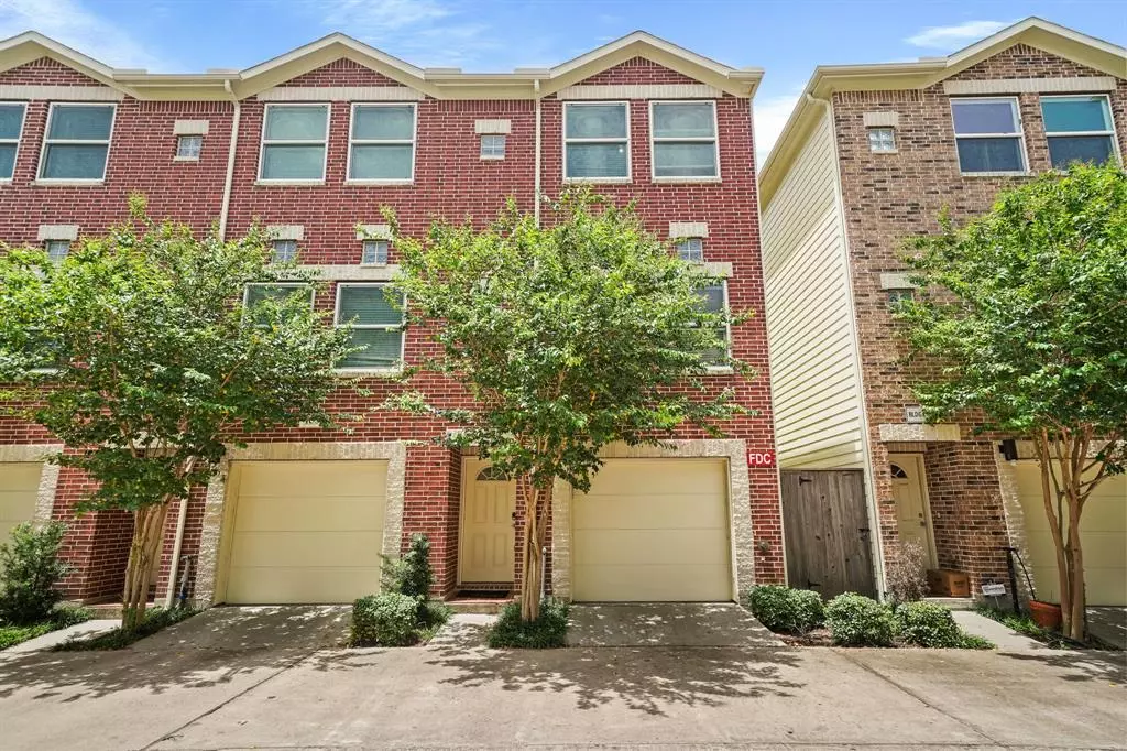 Houston, TX 77061,8705 Bryam #104