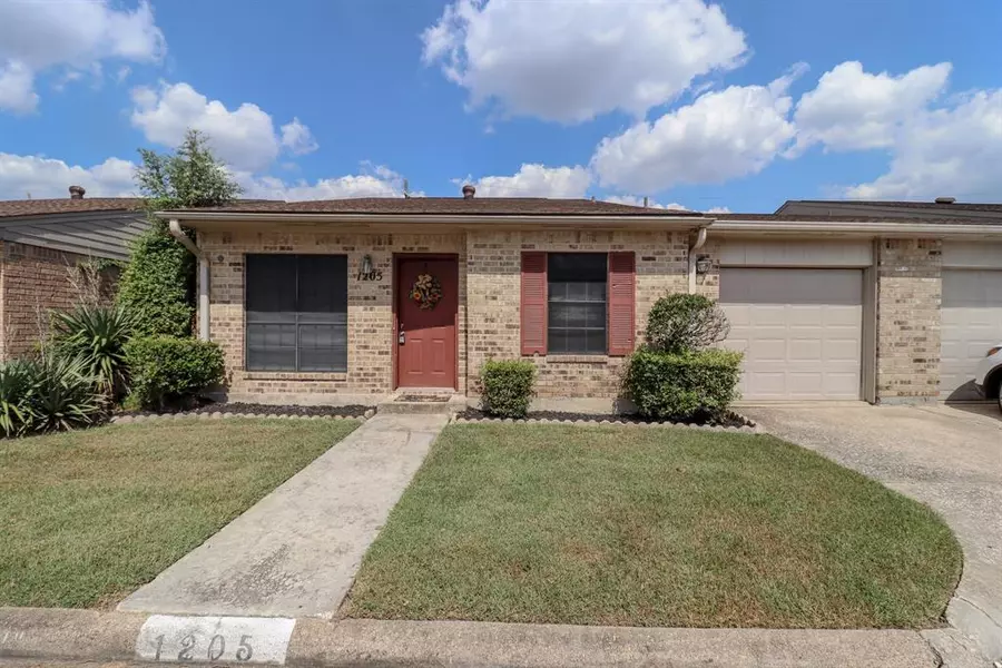 1205 Park Meadow DR, Beaumont, TX 77706