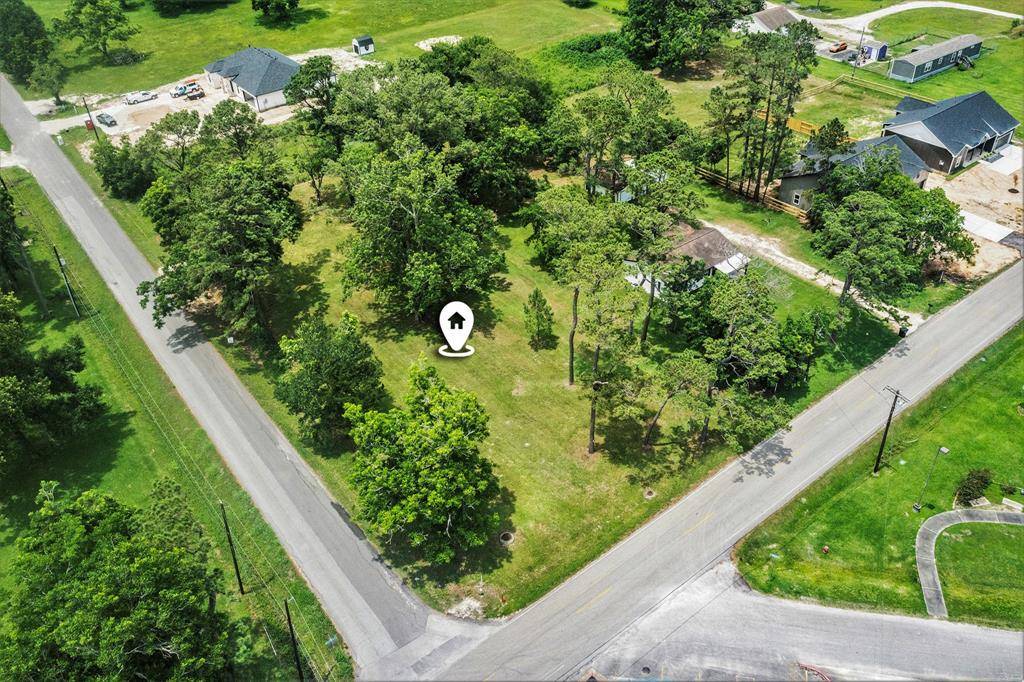 268 Davis Bend RD, Alvin, TX 77511