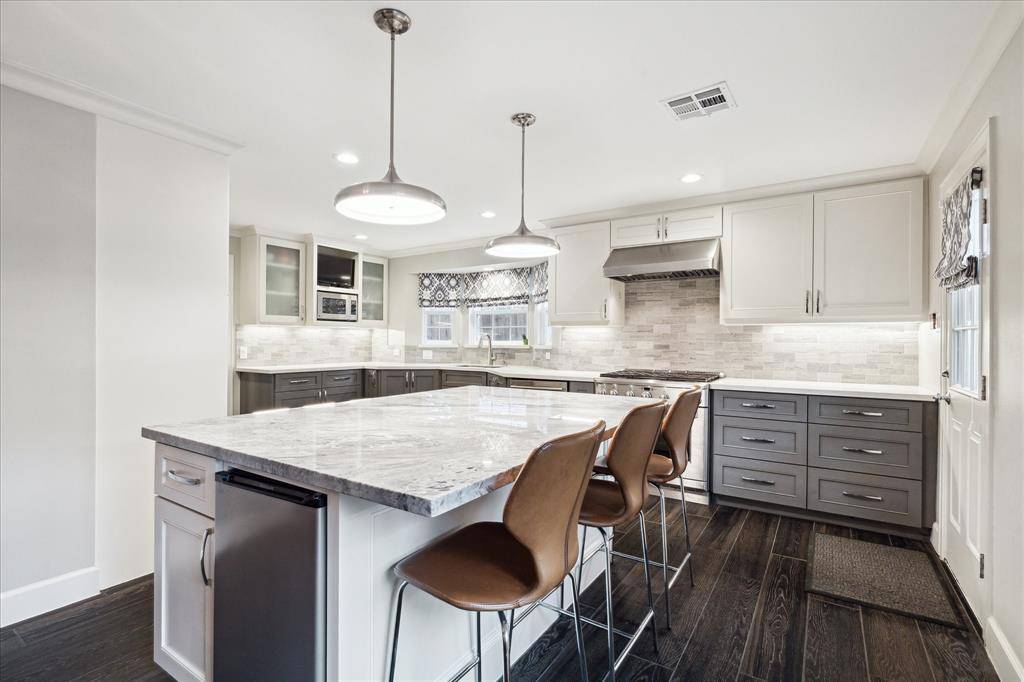 Houston, TX 77079,14330 Carolcrest DR