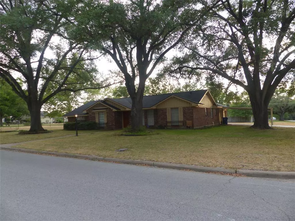 Hempstead, TX 77445,1805 9th ST