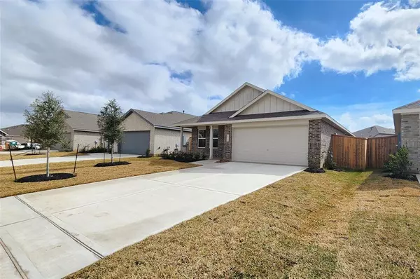 Katy, TX 77493,26723 Red Sunset Maple LN