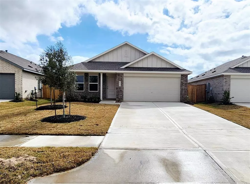 Katy, TX 77493,26723 Red Sunset Maple LN