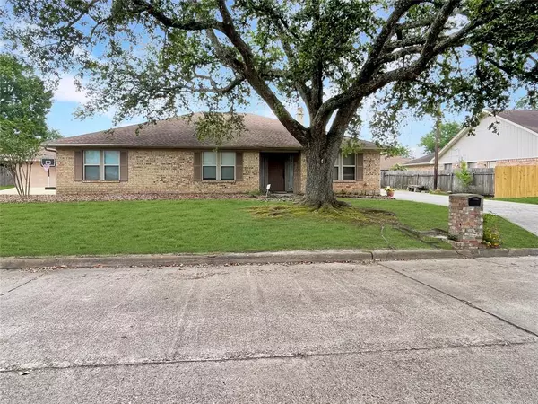 840 Nantucket DR, Beaumont, TX 77706