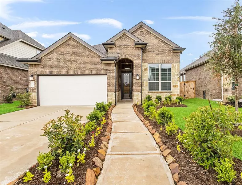 12102 Wooden Mill LN, Santa Fe, TX 77510