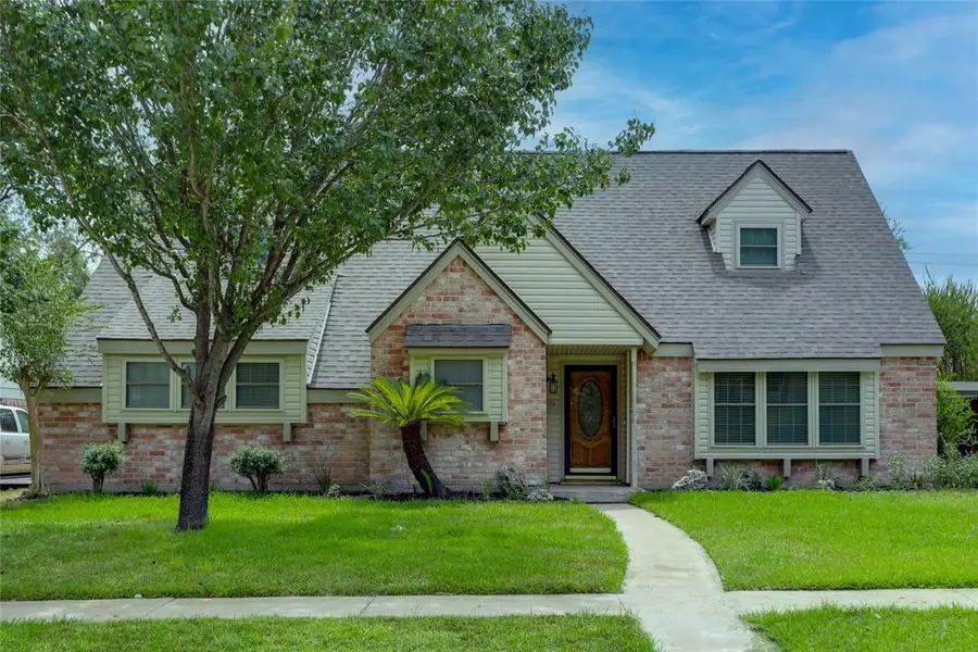 15809 Seattle ST, Jersey Village, TX 77040