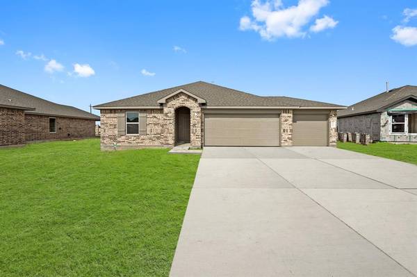 423 Blanco LN, Dayton, TX 77535