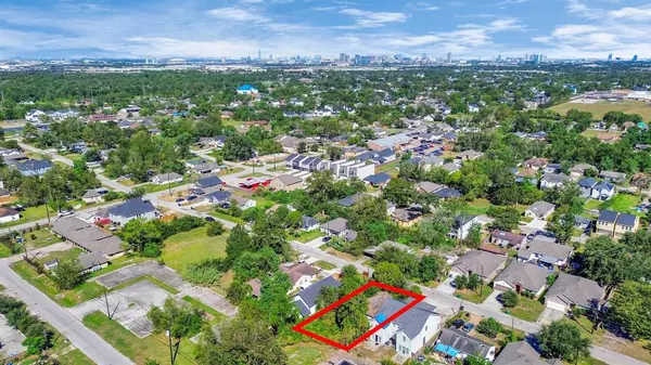 Houston, TX 77051,4338 Clover ST