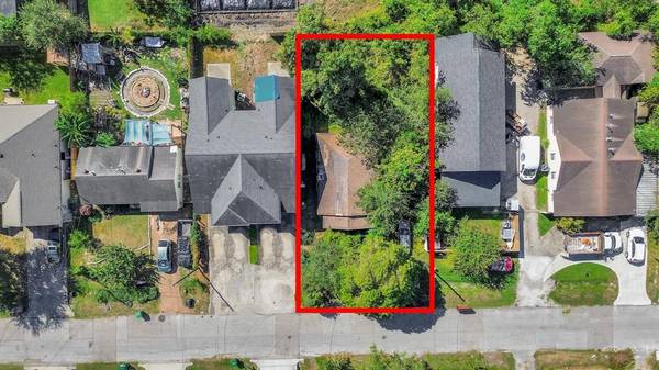 4338 Clover ST,  Houston,  TX 77051