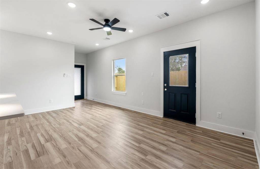 Houston, TX 77088,8511 Prairie View DR