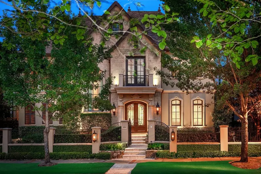 2604 Majesty ROW, The Woodlands, TX 77380