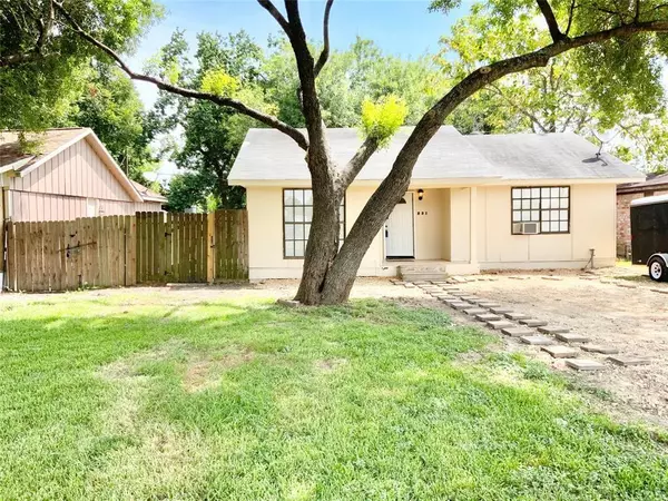 231 S Utah ST, La Porte, TX 77571