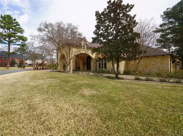 Tyler, TX 75703,7201 Pinetree PL