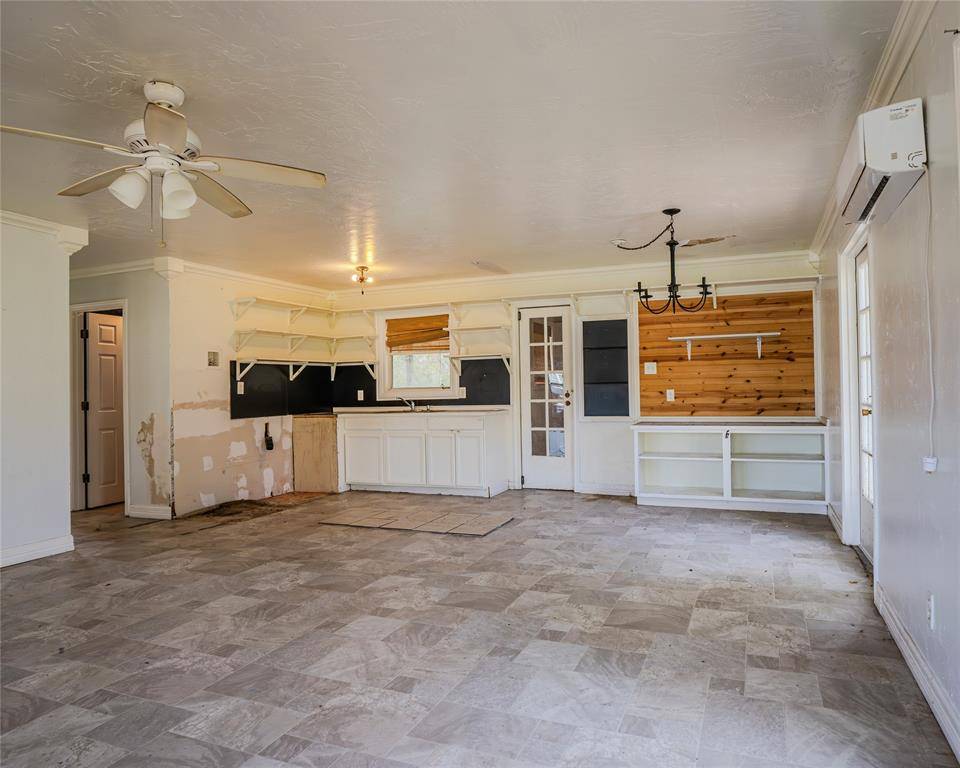 Sargent, TX 77414,623 County Road 297