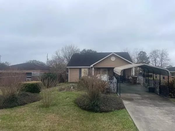 2620 Hill AVE, Dickinson, TX 77539