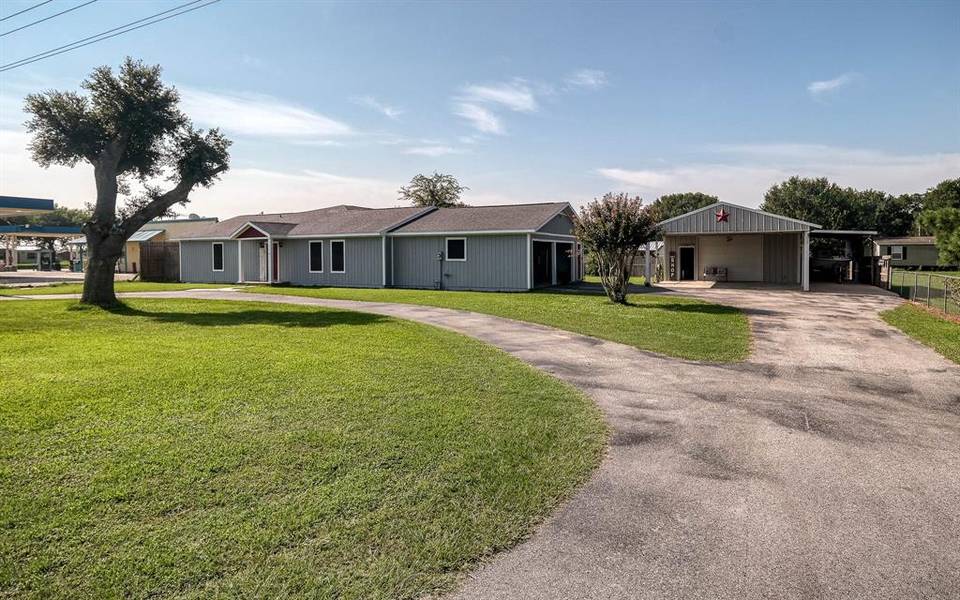 28599 Bunting RD, Waller, TX 77484