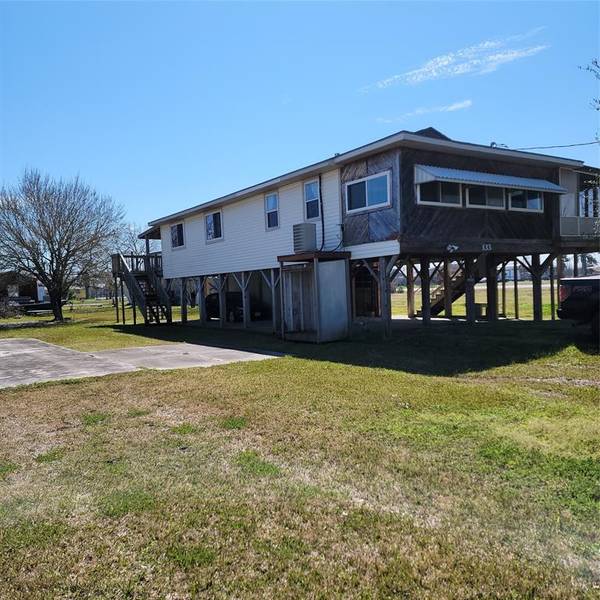 133 19th ST, San Leon, TX 77539