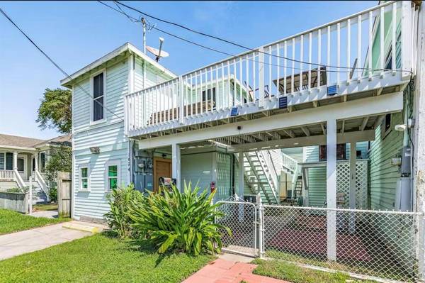 1624 17th #Down, Galveston, TX 77550