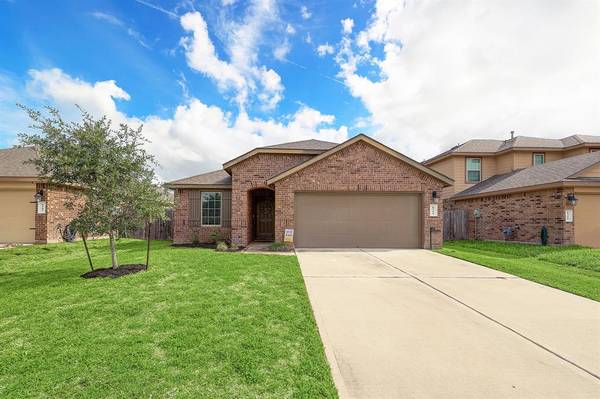 8311 Oakleaf Meadow CT, Rosharon, TX 77583