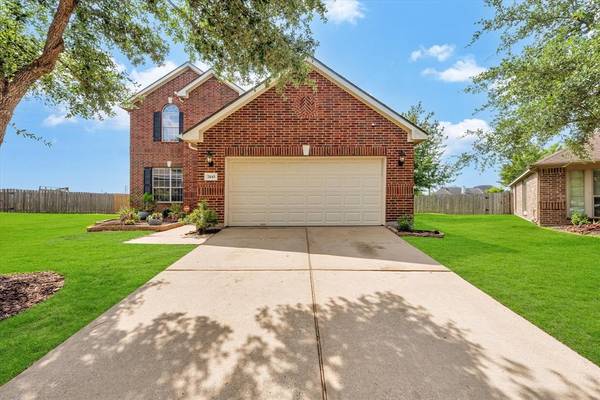 7443 Pipe Creek LN, Richmond, TX 77407