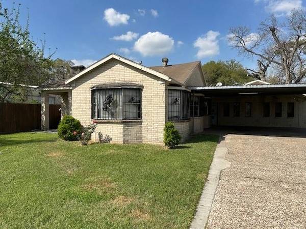 1319 Duff LN, Houston, TX 77022