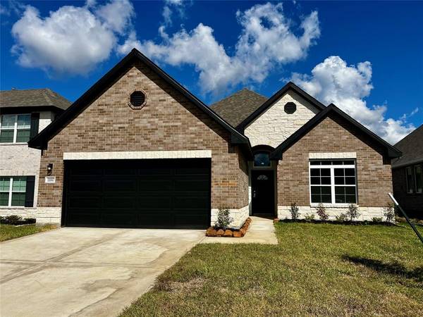 11680 Whirlaway DR, Willis, TX 77318