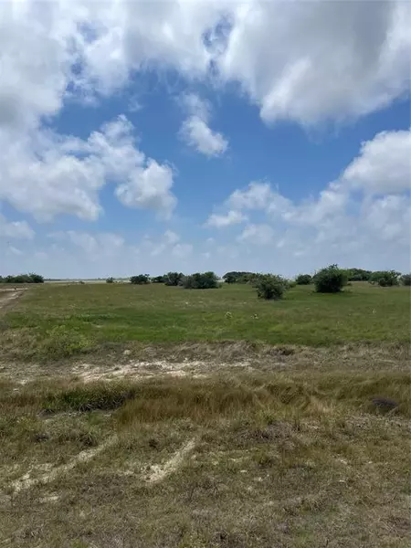 Lot 93 Fivemile TRL, Palacios, TX 77465