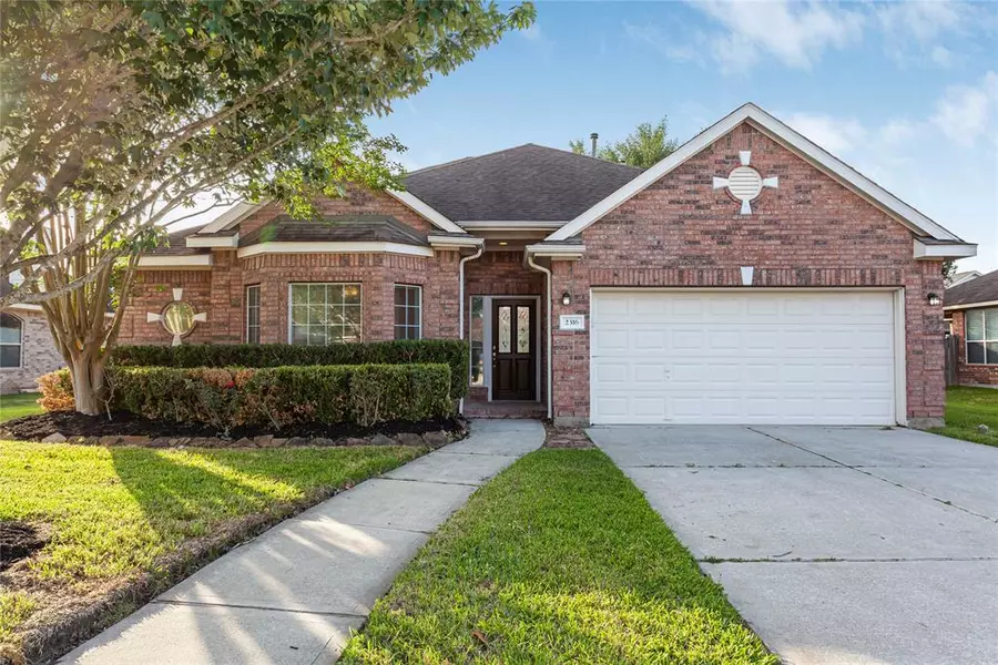 2316 Raffaello DR, Pearland, TX 77581