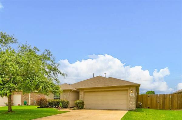 7126 Sunrise DR,  Hitchcock,  TX 77563