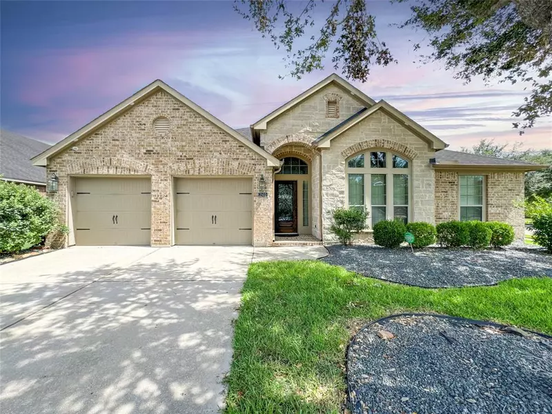 2503 Winding Creek DR, Fresno, TX 77545