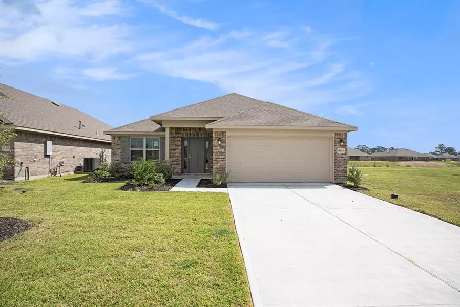 4413 East Bayou Maison CIR, Dickinson, TX 77539