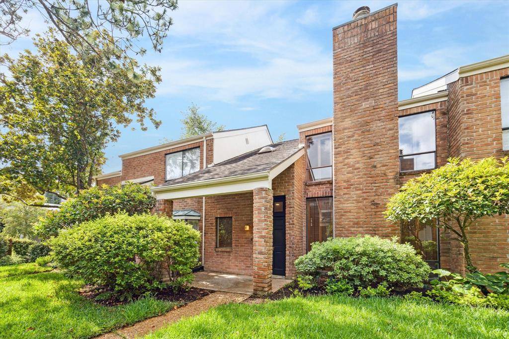 2901 Bammel LN #17, Houston, TX 77098