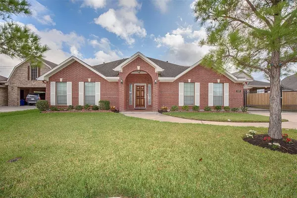 2105 Eagar RD, League City, TX 77573